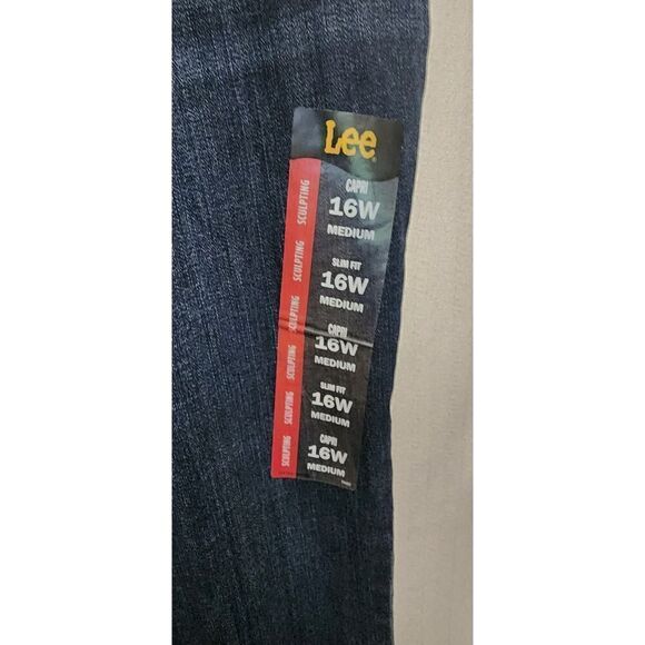 Lee Women's Sculpting Slim Fit Mid Rise Jeans Size 16W - Picture 5 of 7